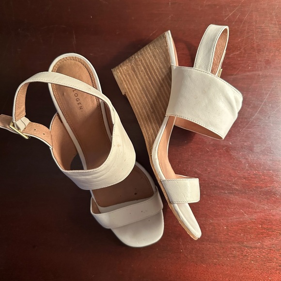 ACCEPTING ALL OFFERS Halogen Women's Cream white Wedge Sandals leather wood - Picture 1 of 5